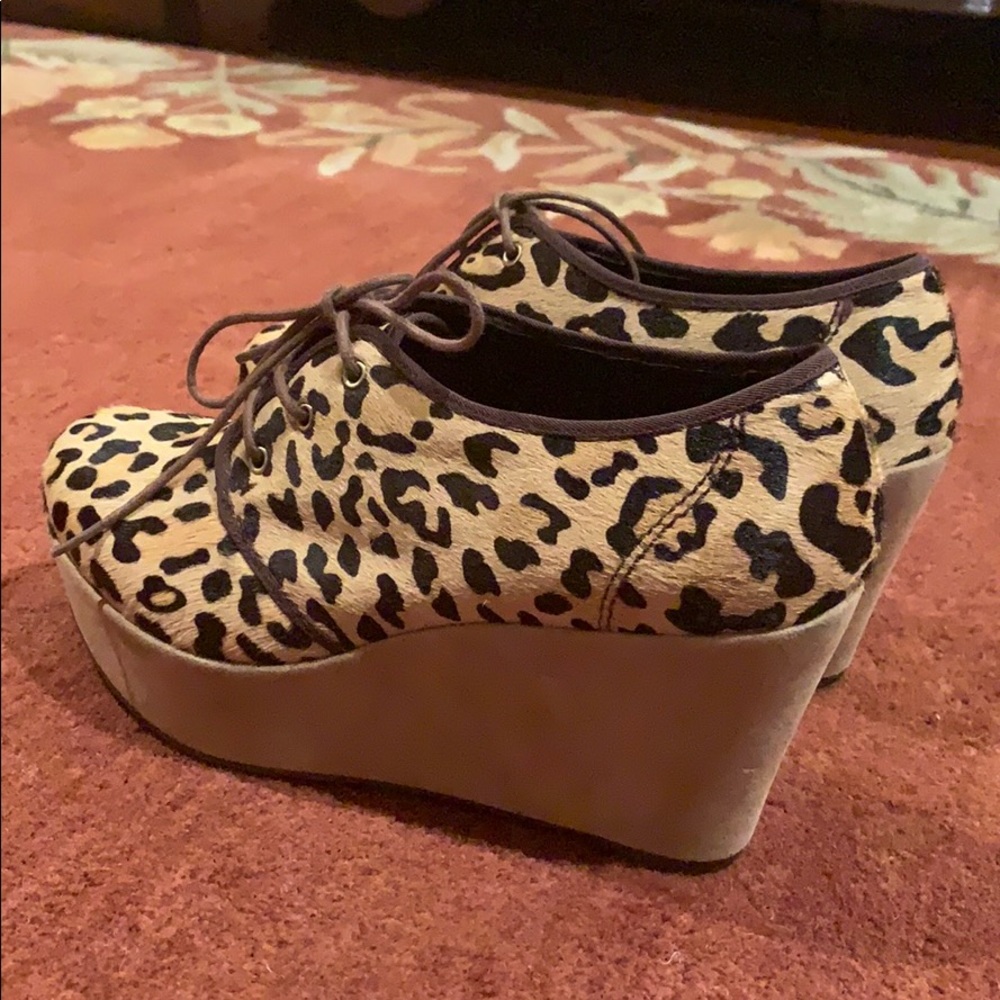 Platform Shoes - Picture 11 of 12